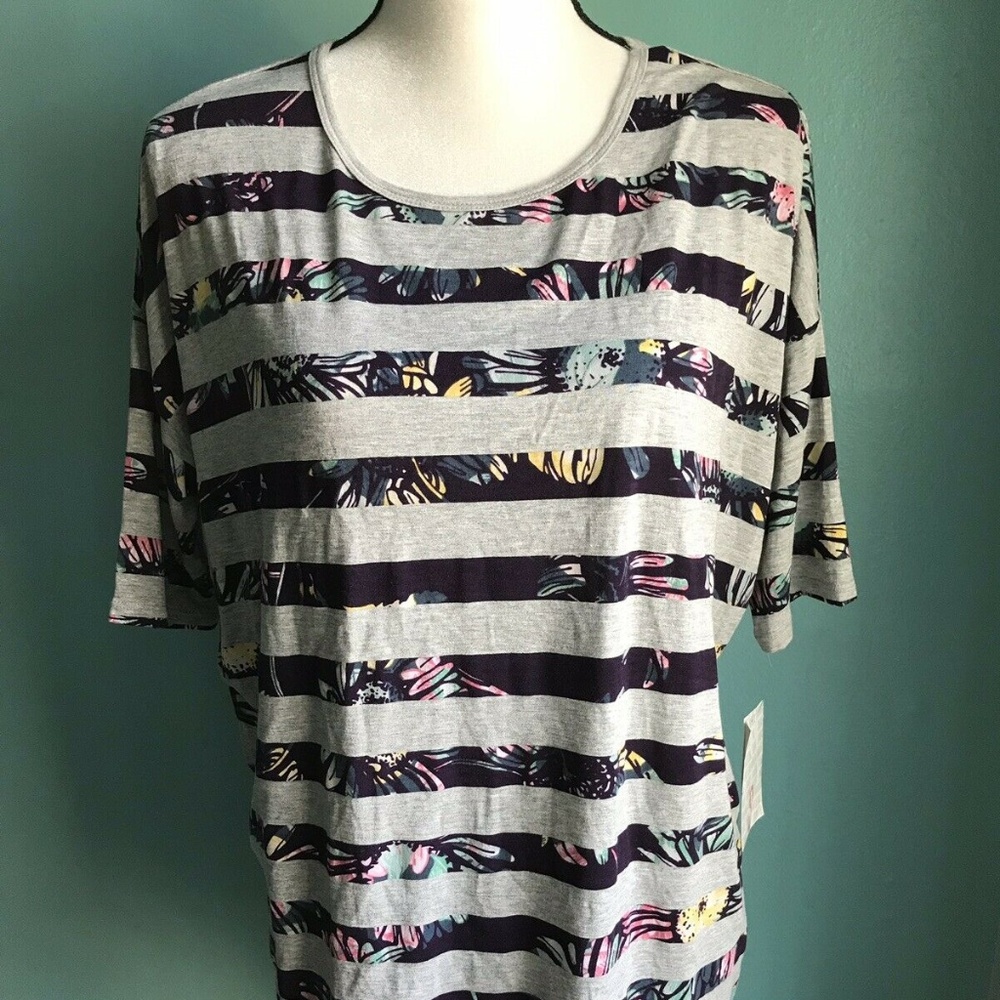 LULAROE Women's Tunic Gray Size S.